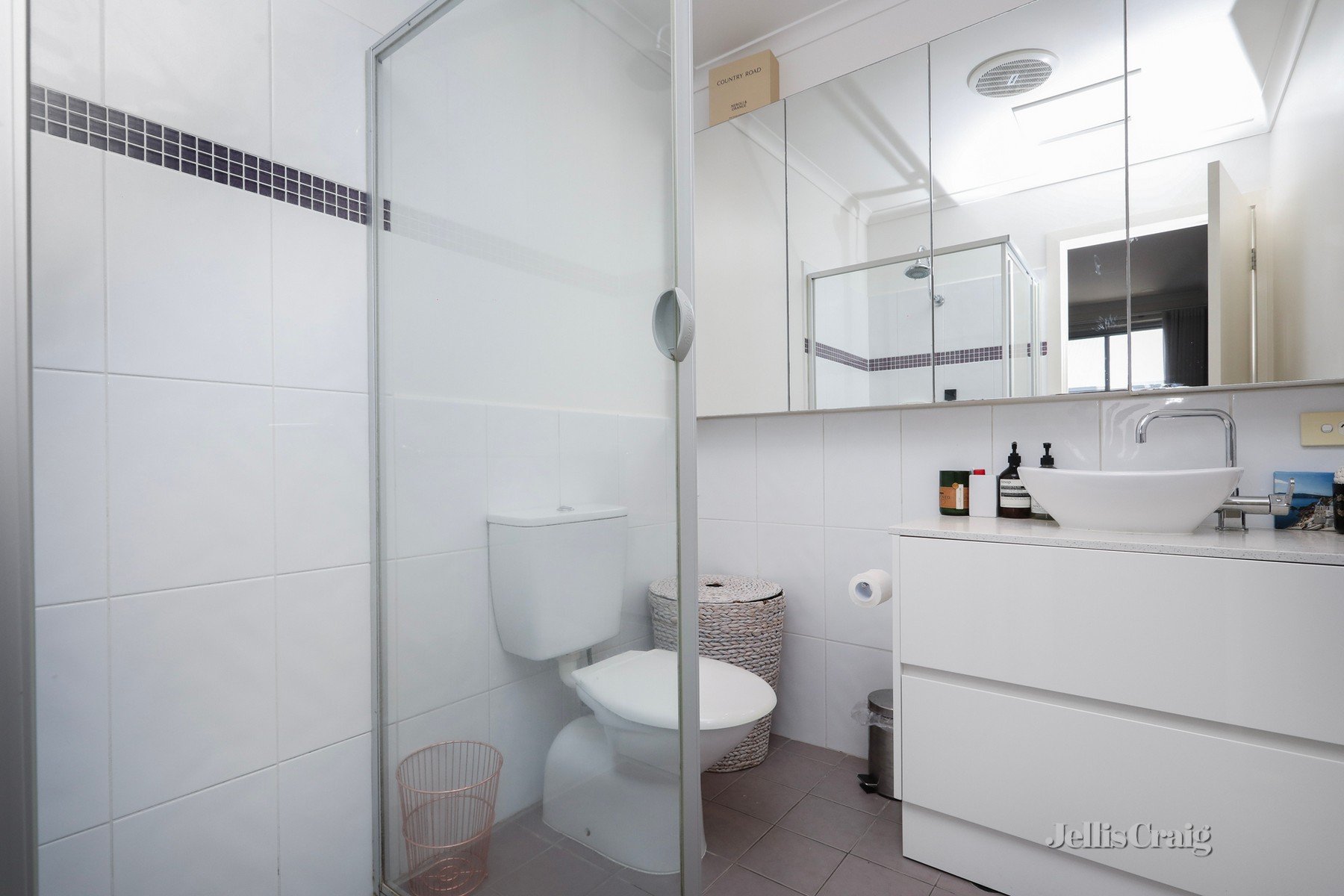 4/220 Abbotsford Street, North Melbourne image 6