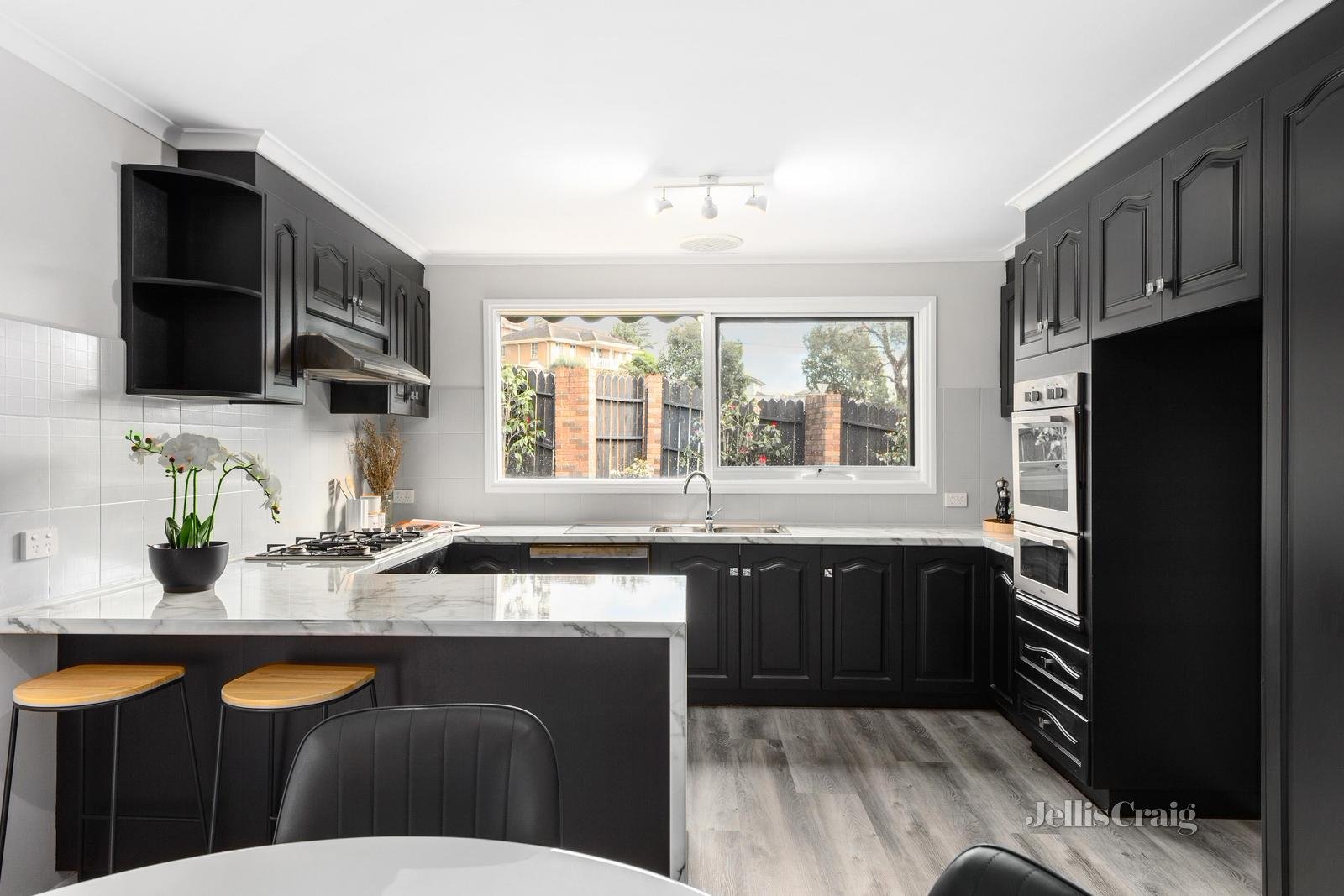 4/224 Williamsons Road, Doncaster image 1