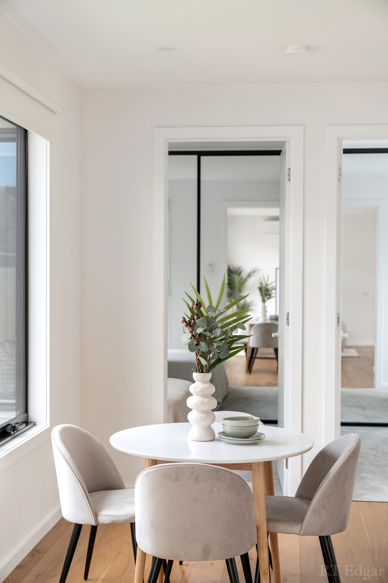 Property Gallery Thumbnail 9