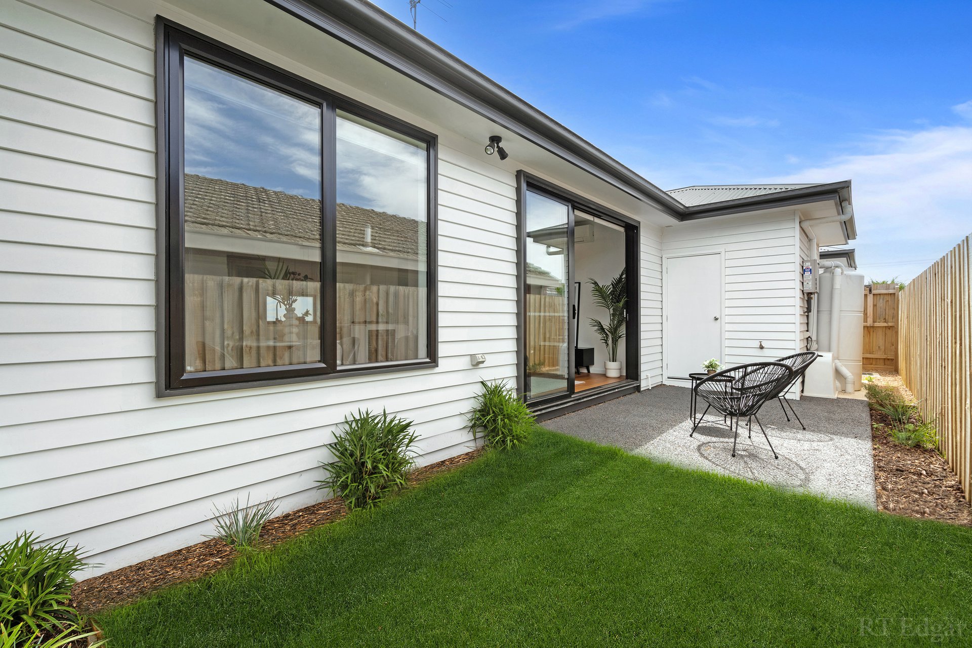 Property Gallery Thumbnail 16
