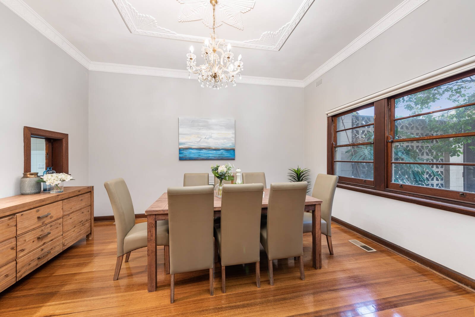 Property Gallery Thumbnail 8