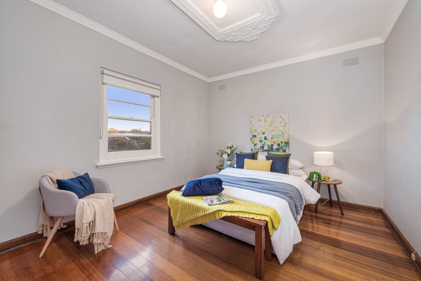 Property Gallery Thumbnail 12