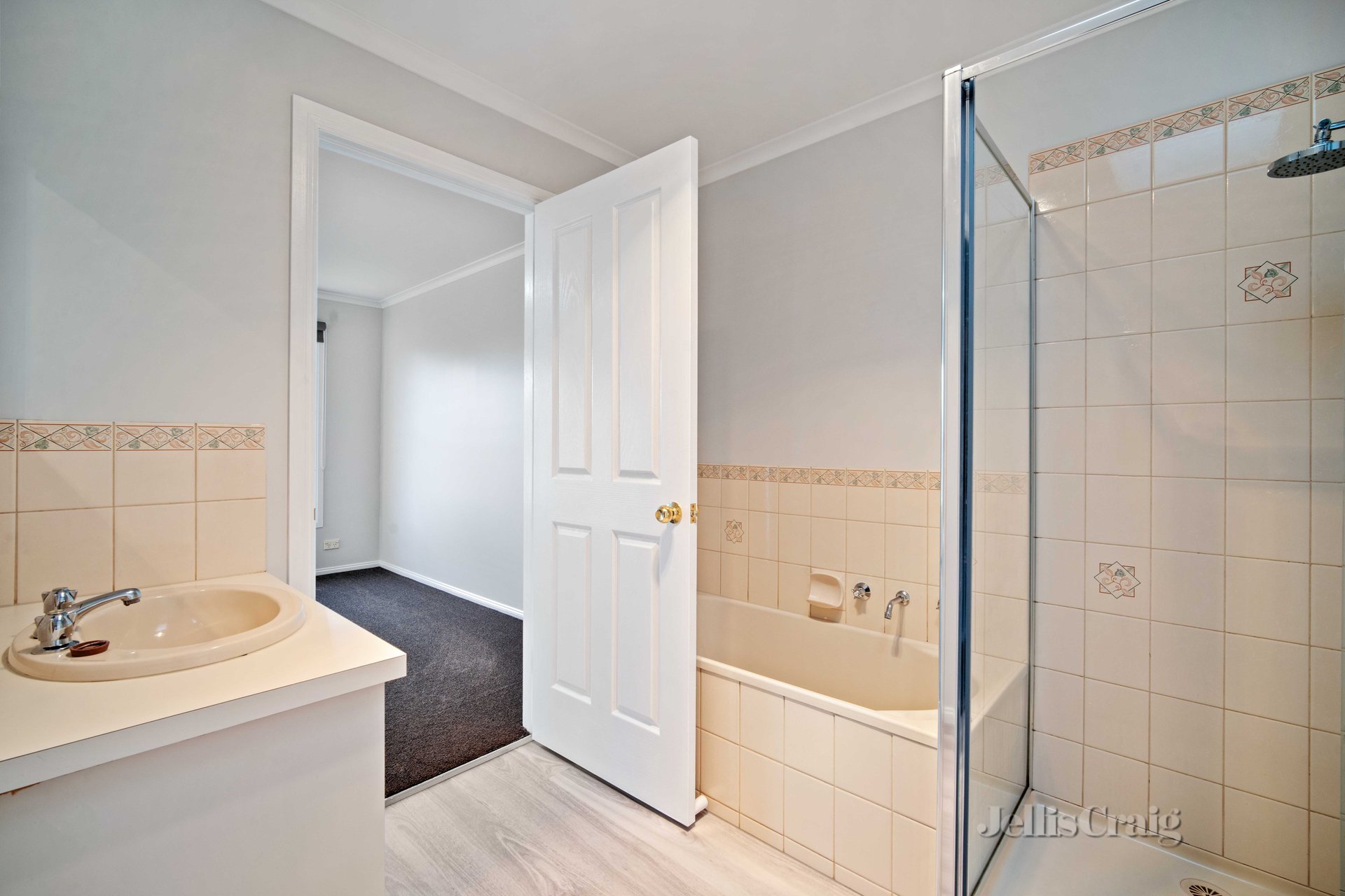 423 Drummond Street South, Ballarat Central image 6