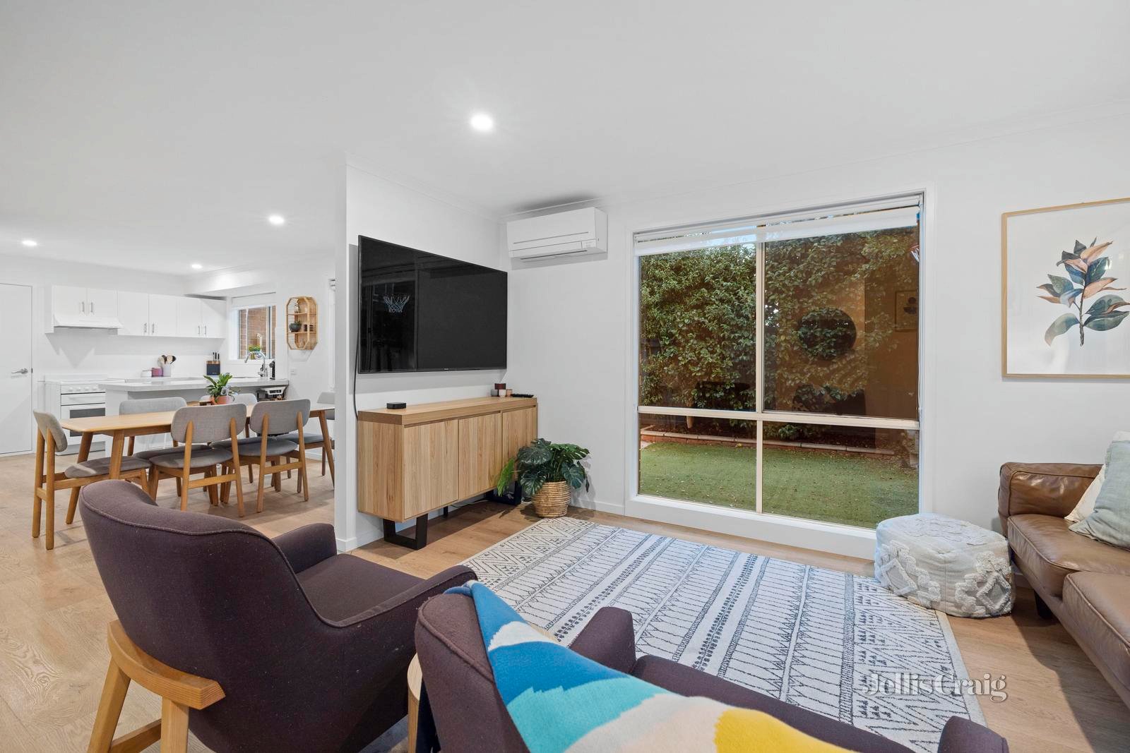 4/23 Swansea Grove, Mornington image 6