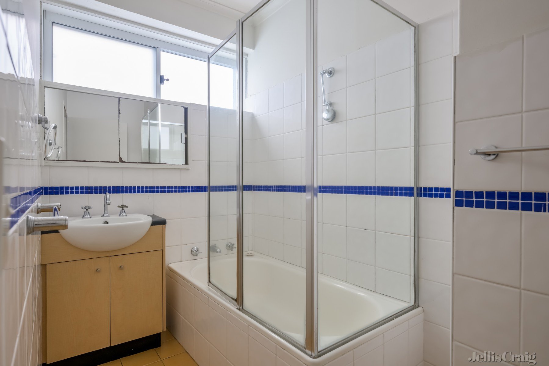 4/230 Rathmines Street, Fairfield image 5
