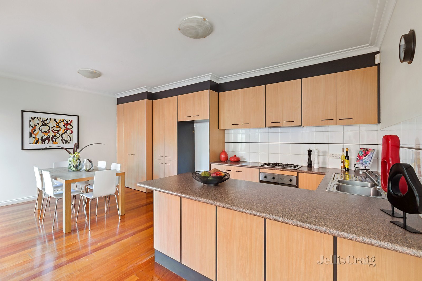 4/232 Cotham Road, Kew image 2