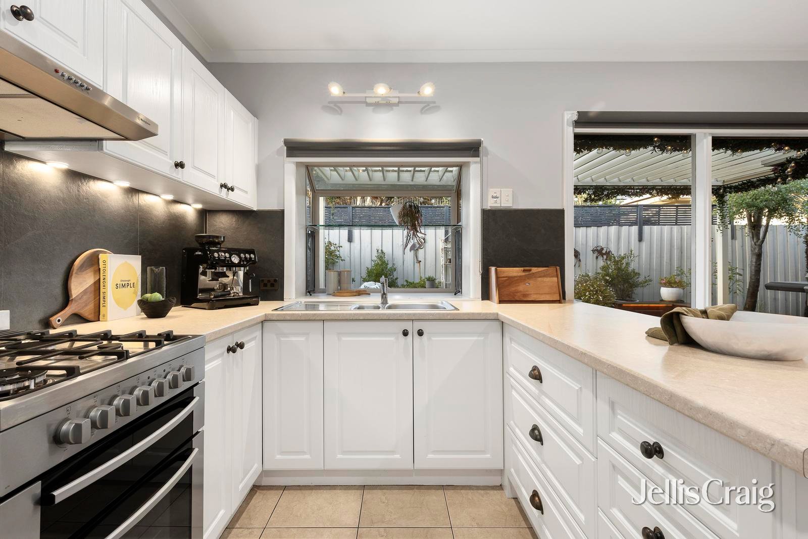 4/233 Bluff Road, Sandringham image 4