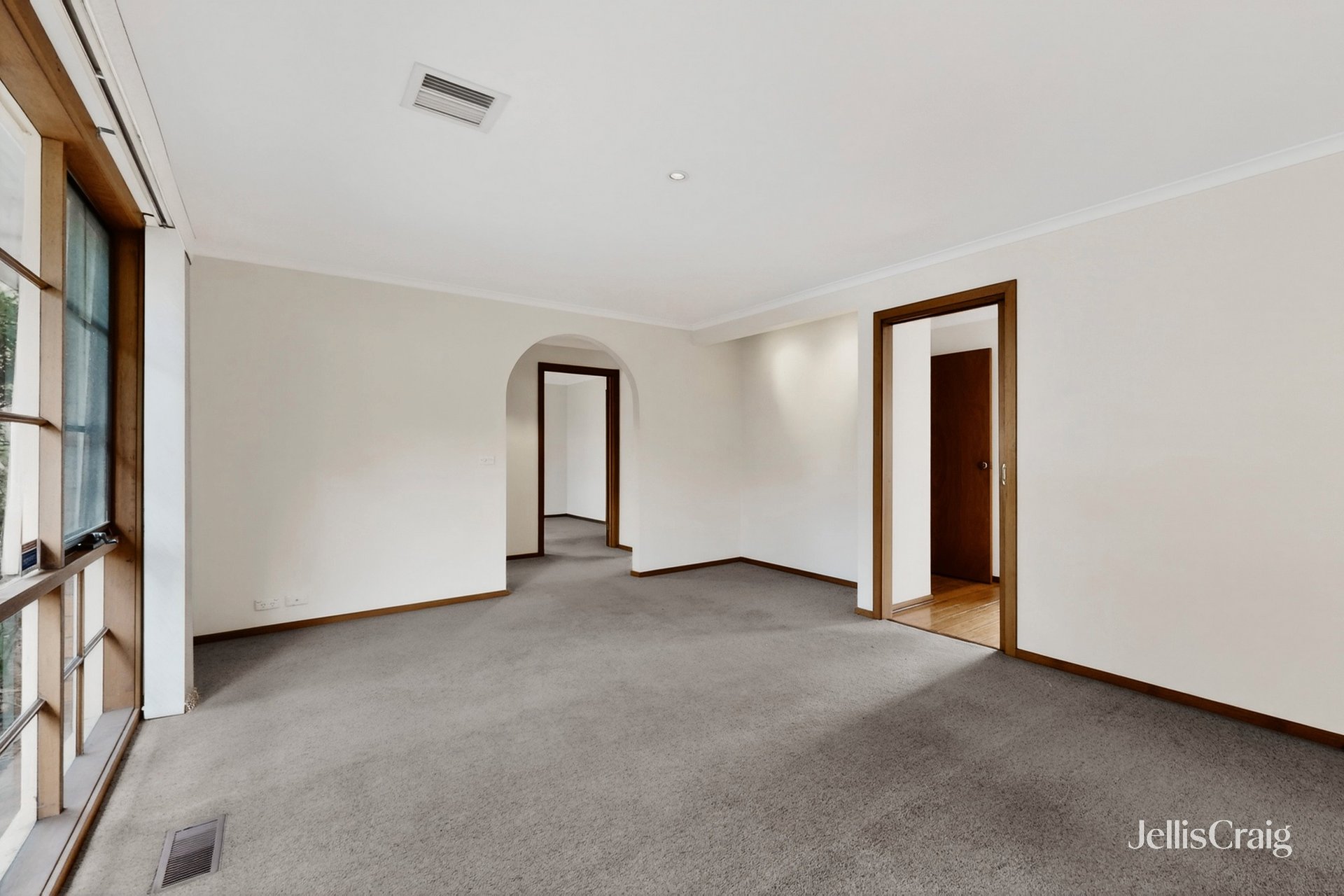 4/24-26 Brougham Street, Box&nbsp;Hill image 2