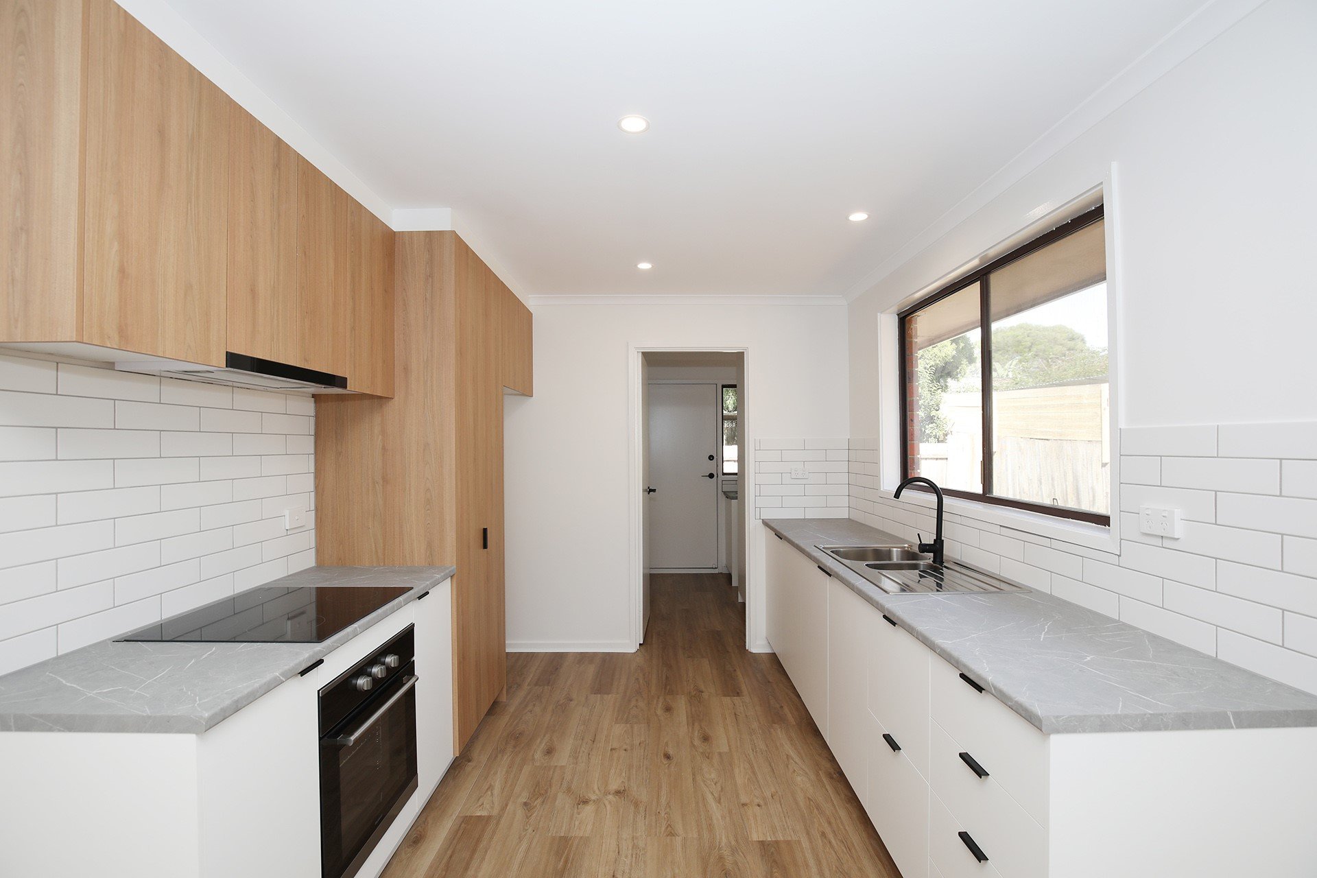 4/24 Greenwood Avenue, Ringwood image 2