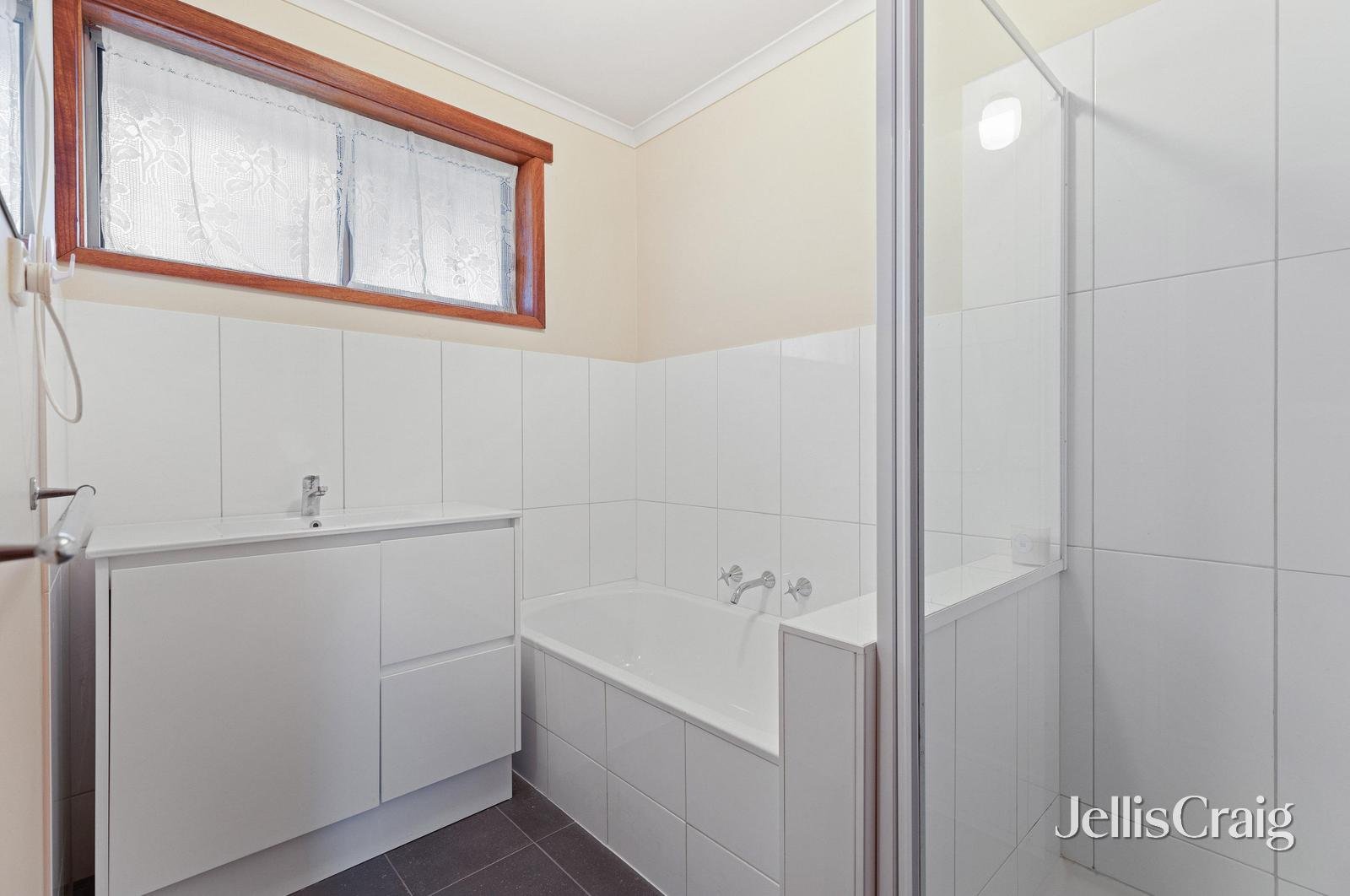 4/24 Spencer Street, Sebastopol image 4
