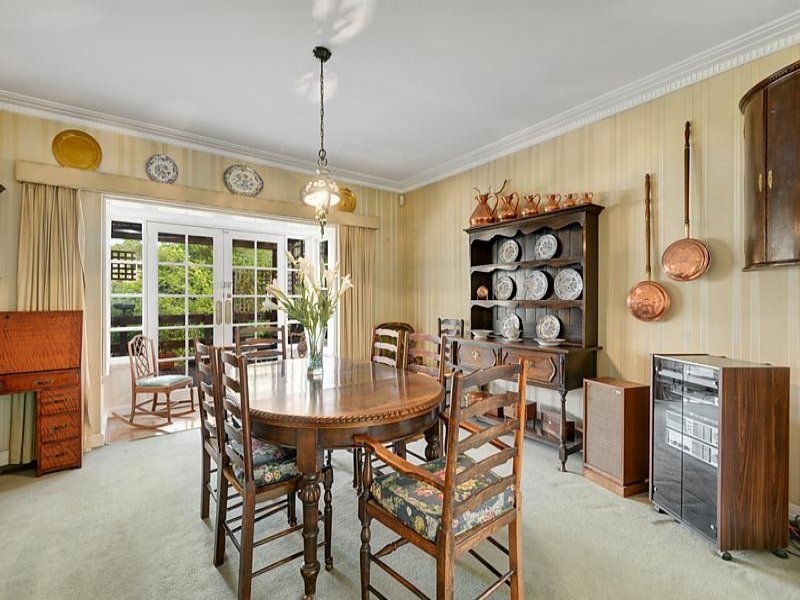 424 Whitehorse Road, Surrey Hills image 3