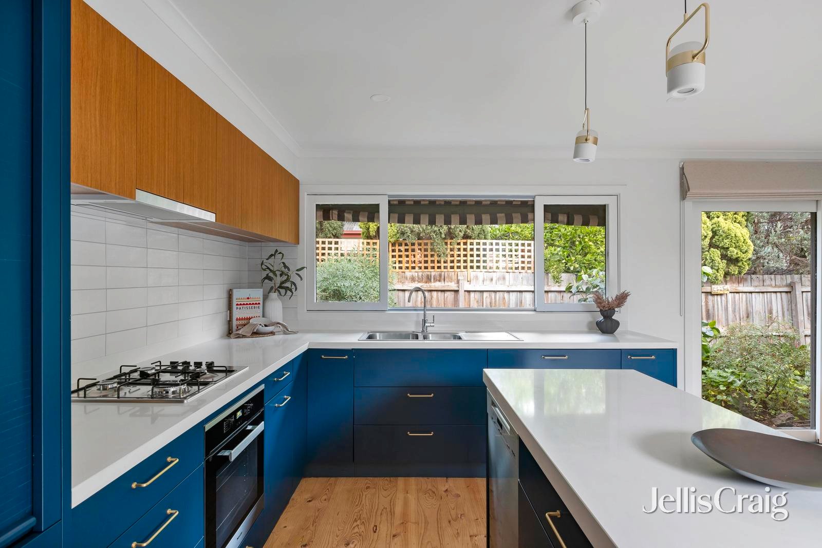 4/240 Station Street, Fairfield image 3