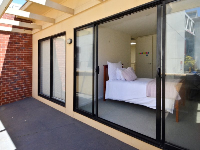 4/242 Ryrie Street, Geelong image 10