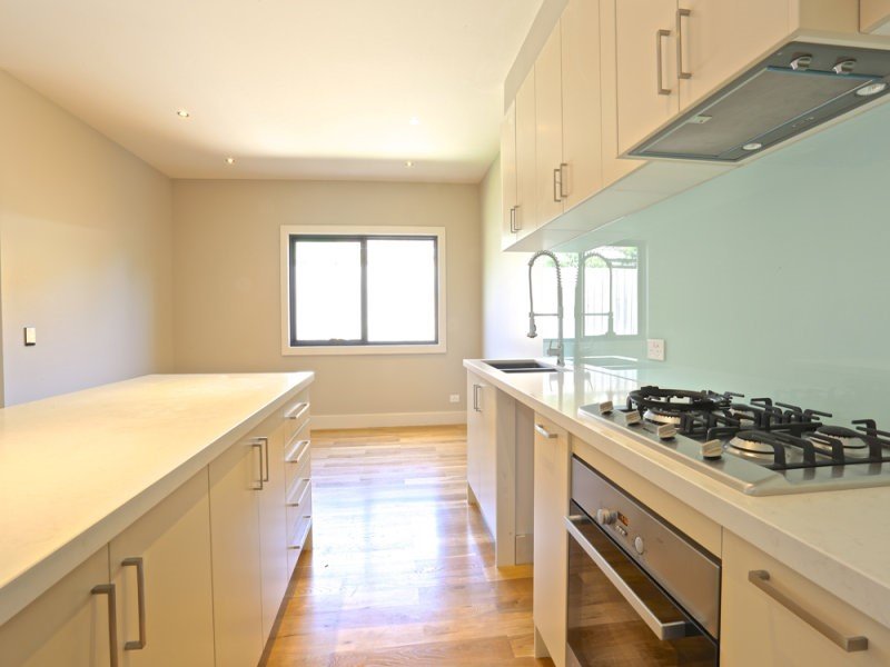 4/246 Belmore Road, Balwyn image 2