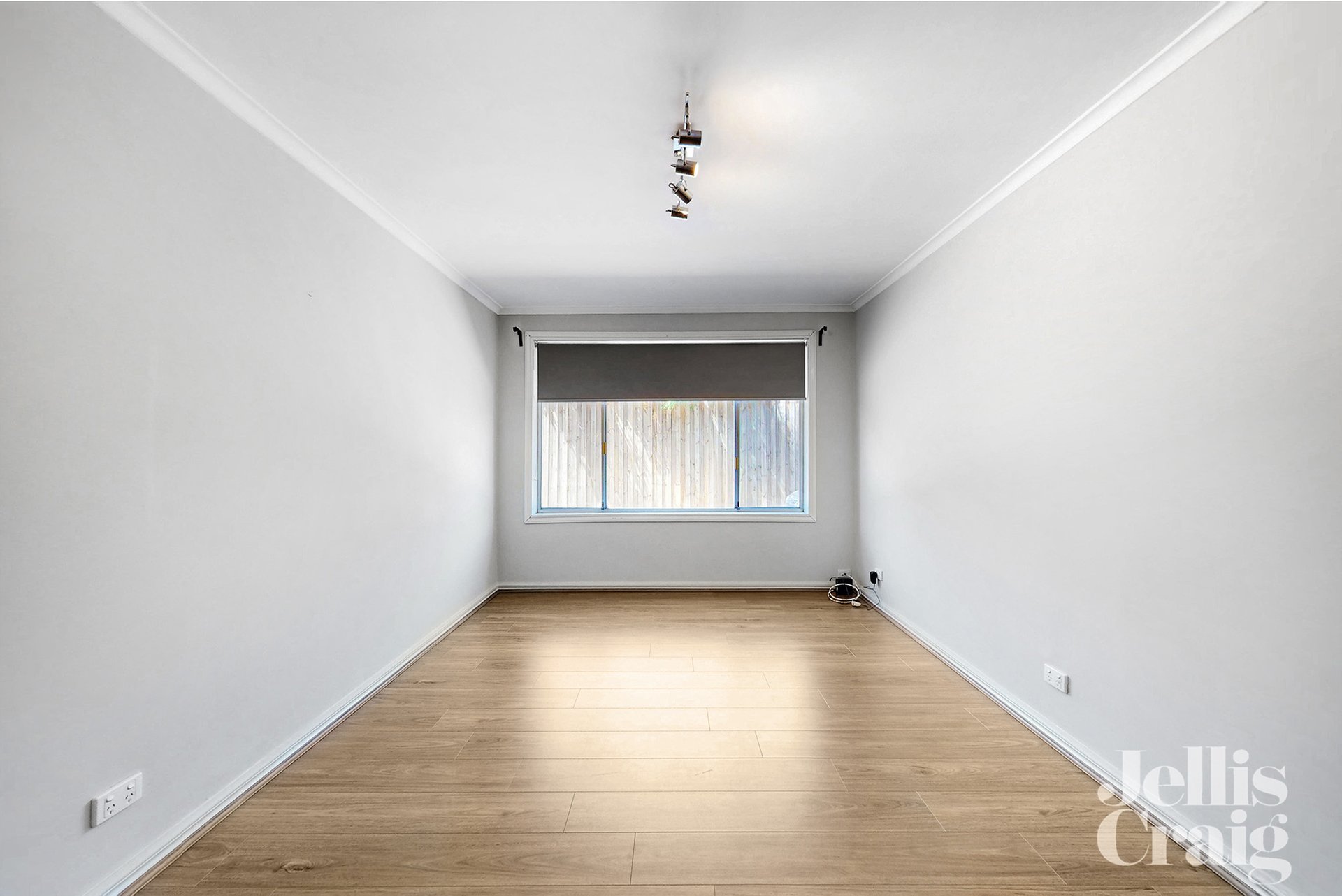 4/246 Buckley Street, Essendon image 11