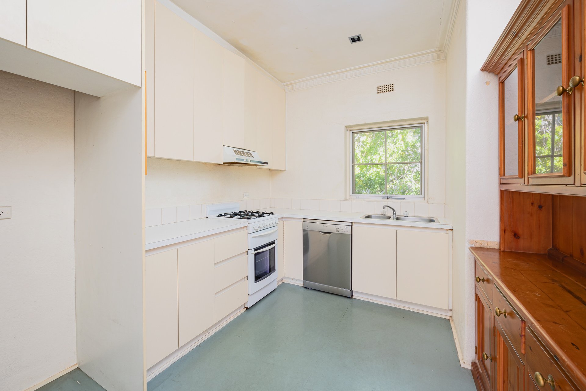 4 / 25 Grandview Grove PRAHRAN