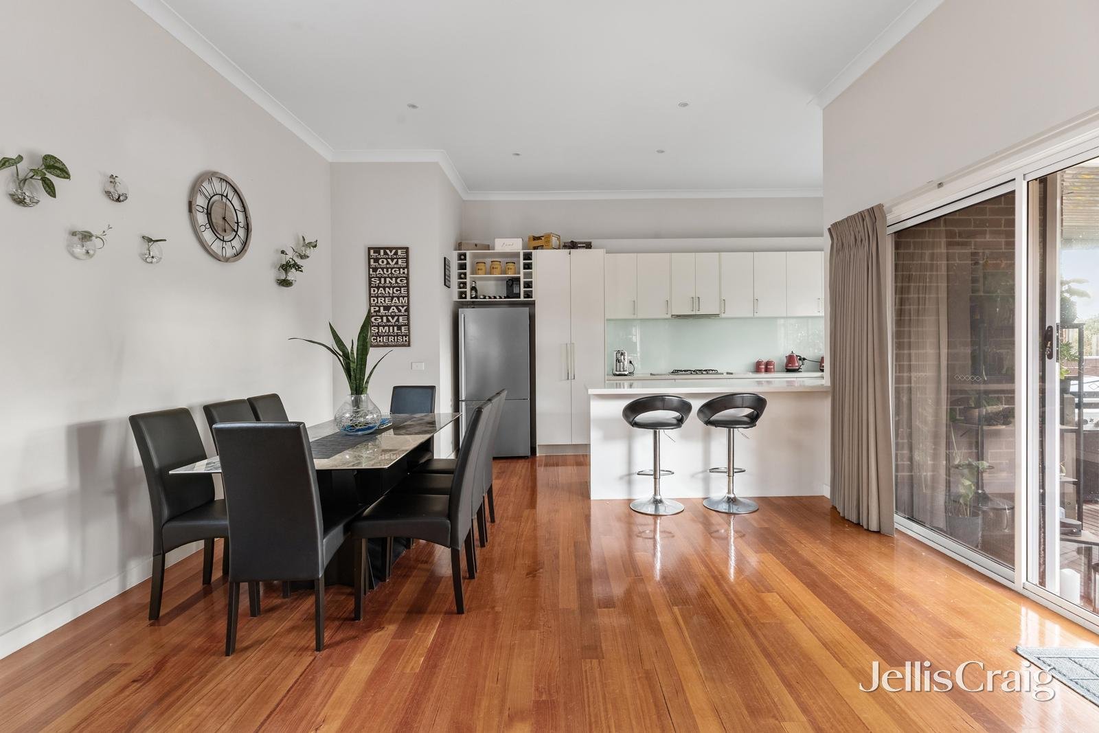 4/25 Williams Road, Briar Hill image 4