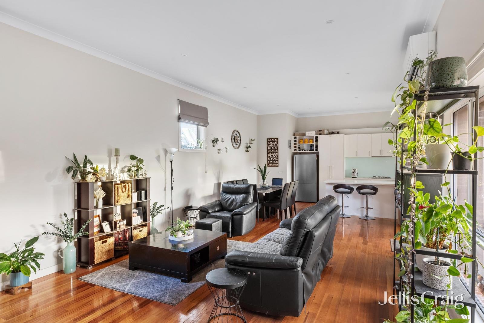4/25 Williams Road, Briar Hill image 5