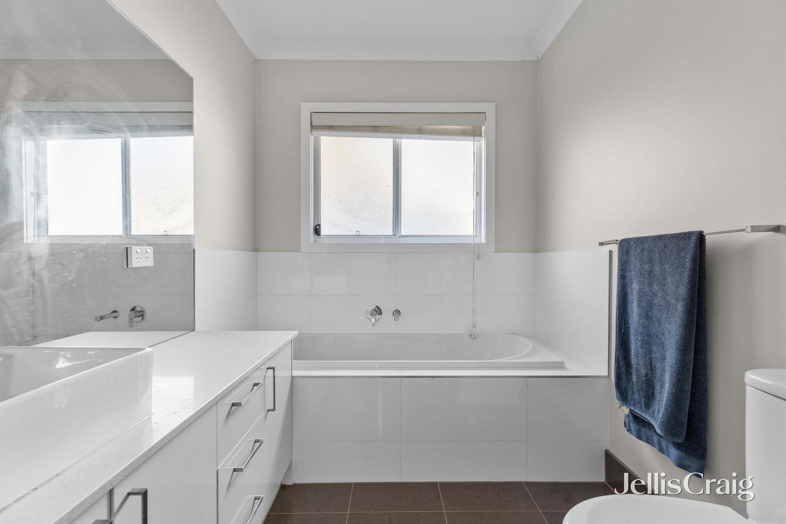4/25 Williams Road, Briar Hill image 7