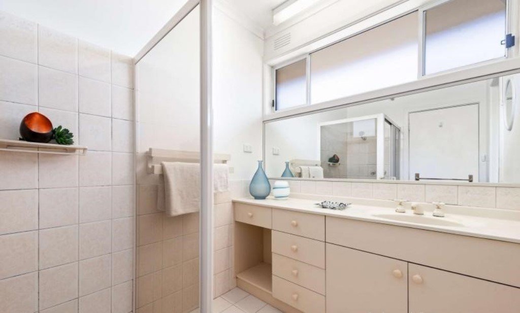 4/251 Highfield Road, Camberwell image 6