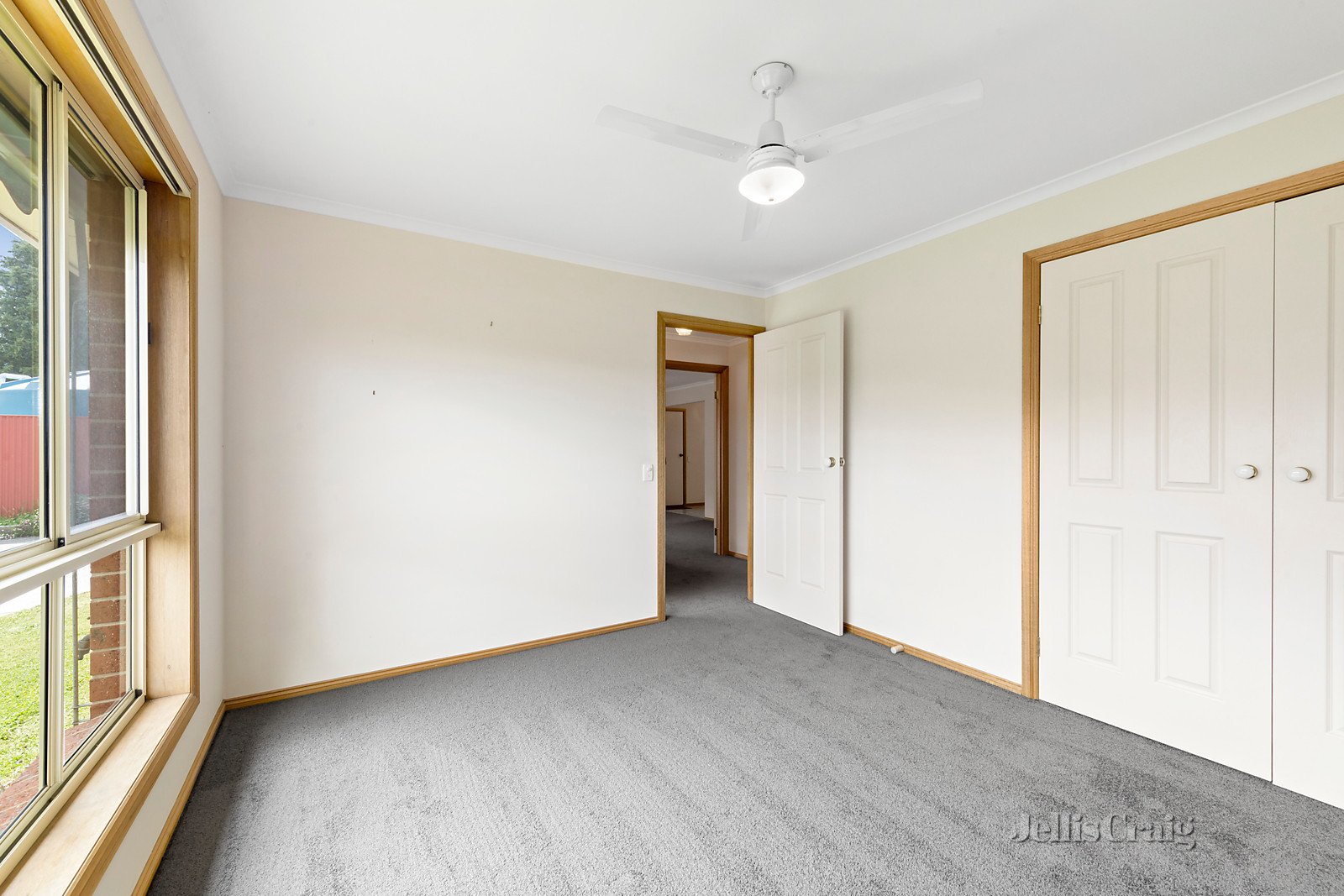 4/254a Humffray Street North, Brown Hill image 5