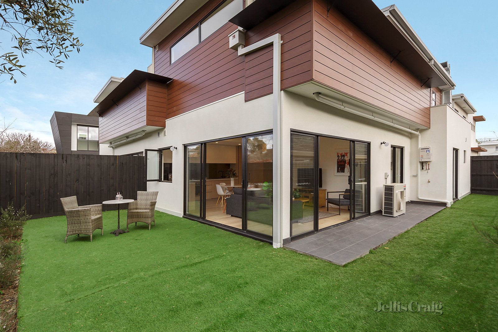 4/257 Gillies Street, Fairfield image 5