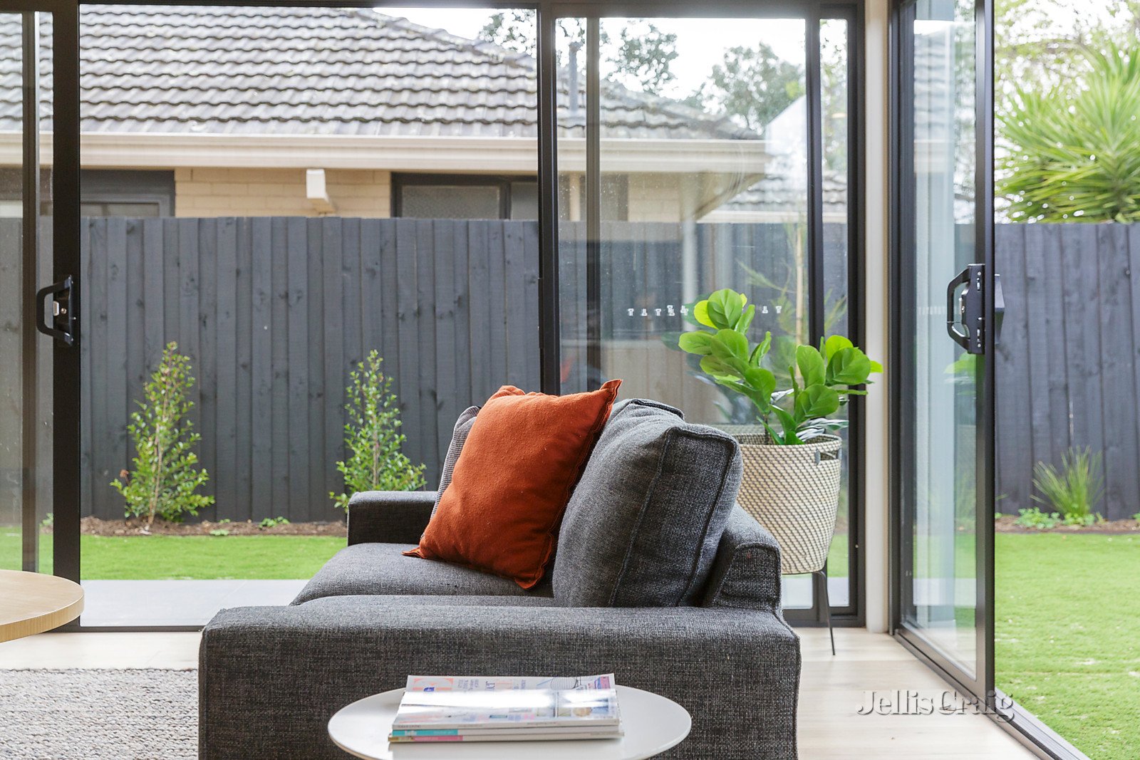 4/257 Gillies Street, Fairfield image 6