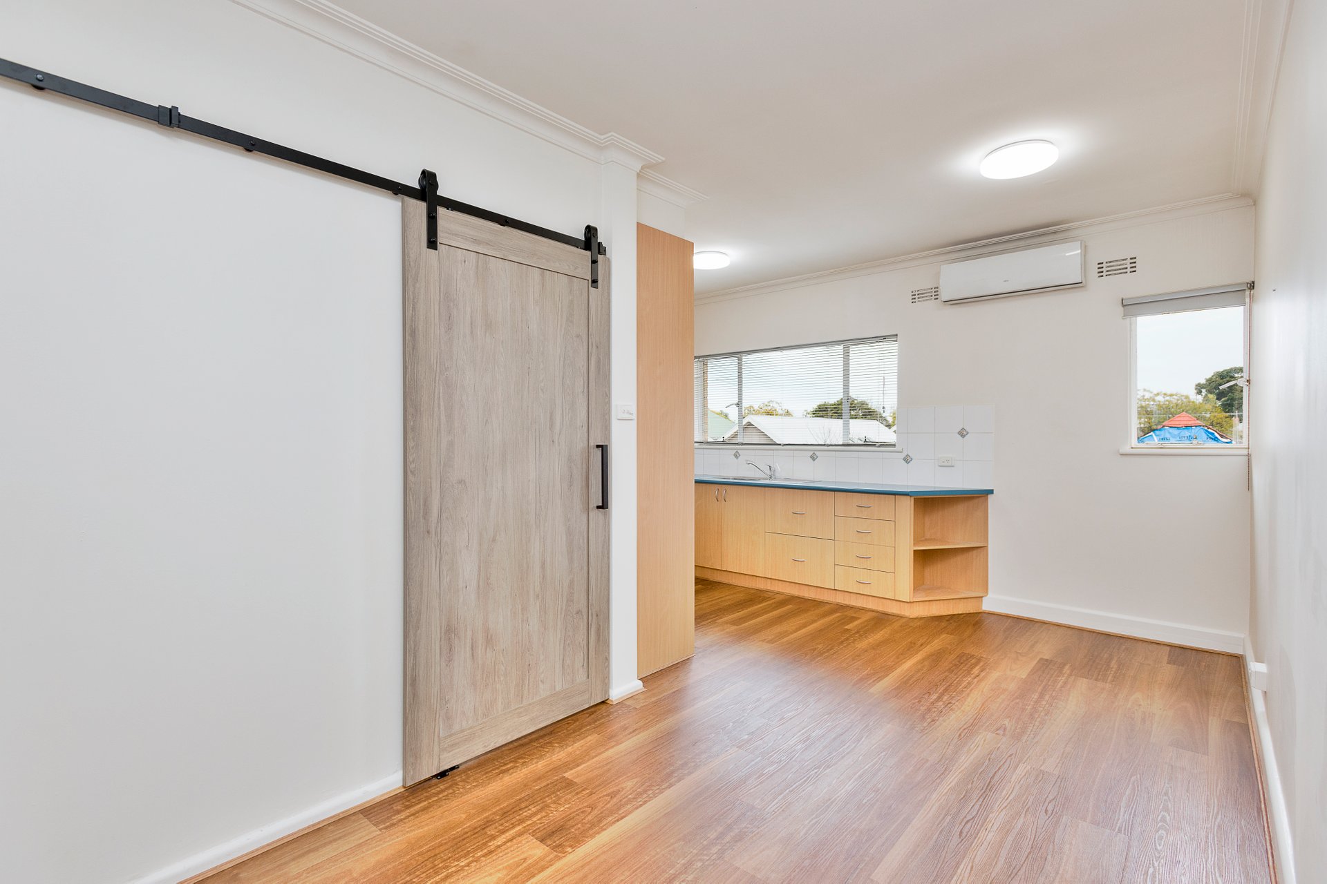 4/26 Epsom Road, Ascot Vale image 2