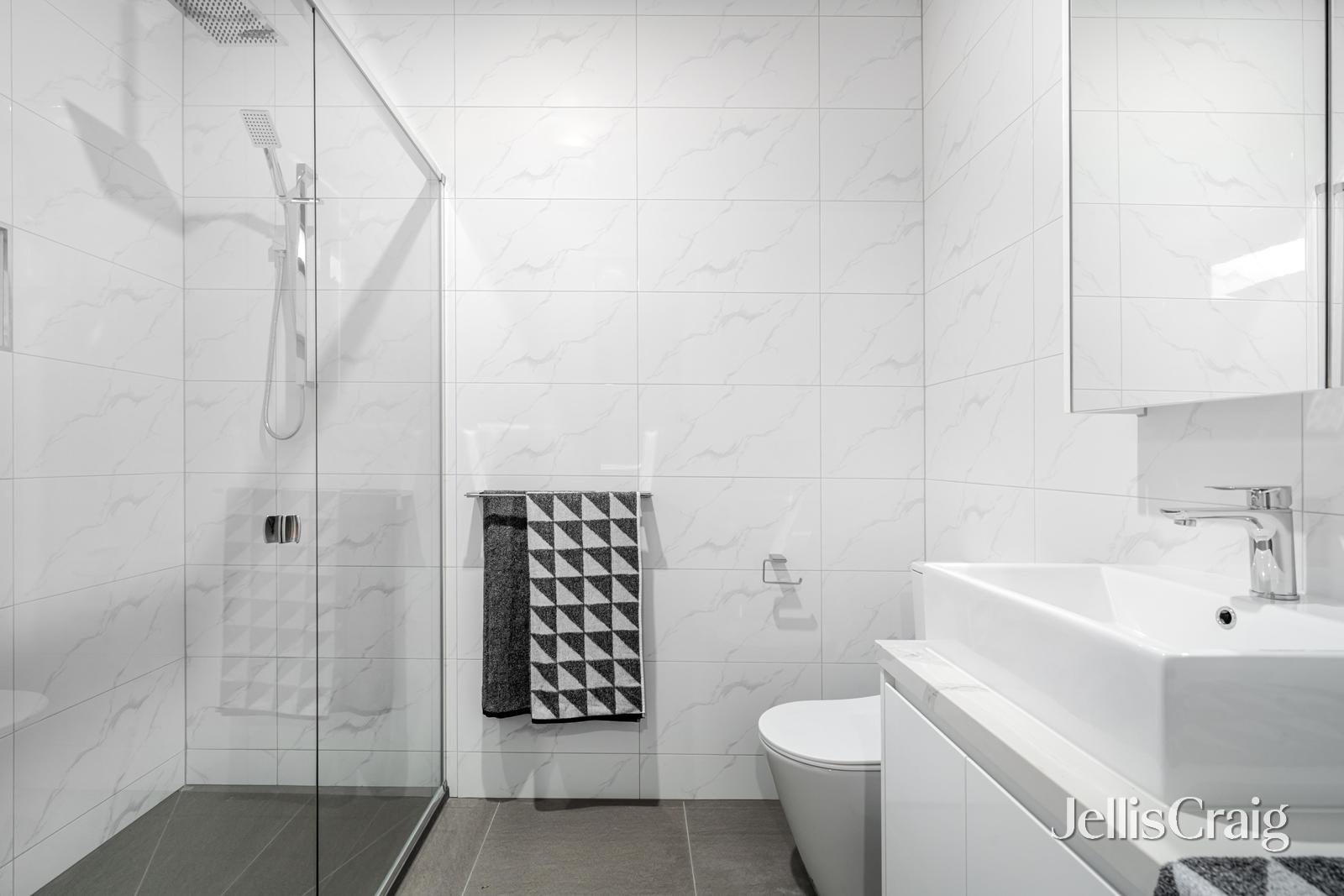 4/26 Glenauburn Road, Lower Plenty image 9