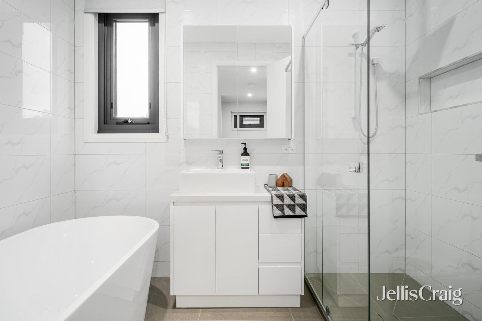 4/26 Glenauburn Road, Lower Plenty image 11