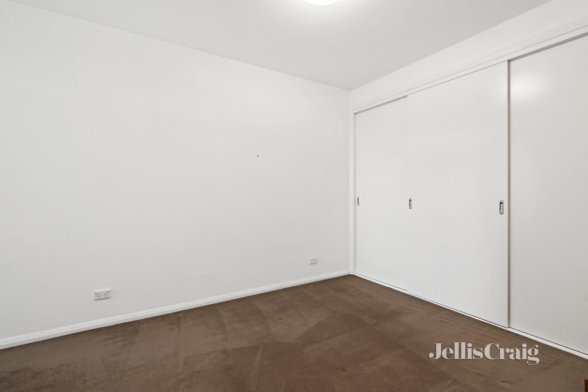 4/26 Livingstone Street, Ivanhoe image 5