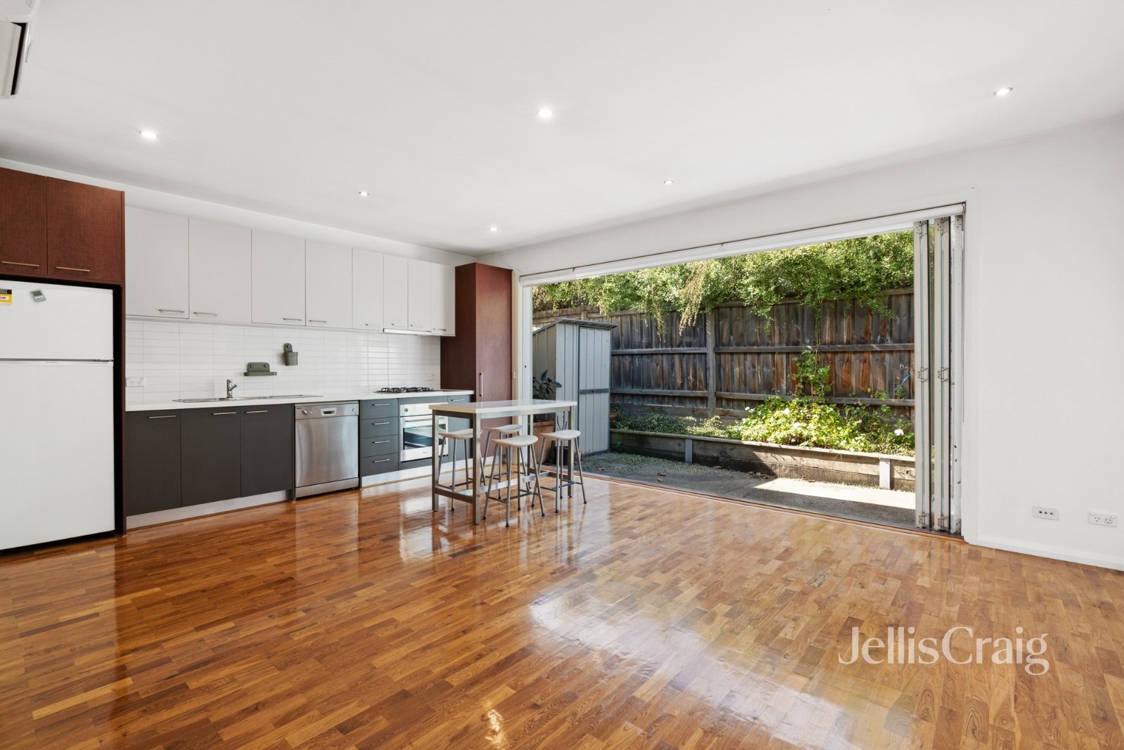 4/26 Livingstone Street, Ivanhoe image 4