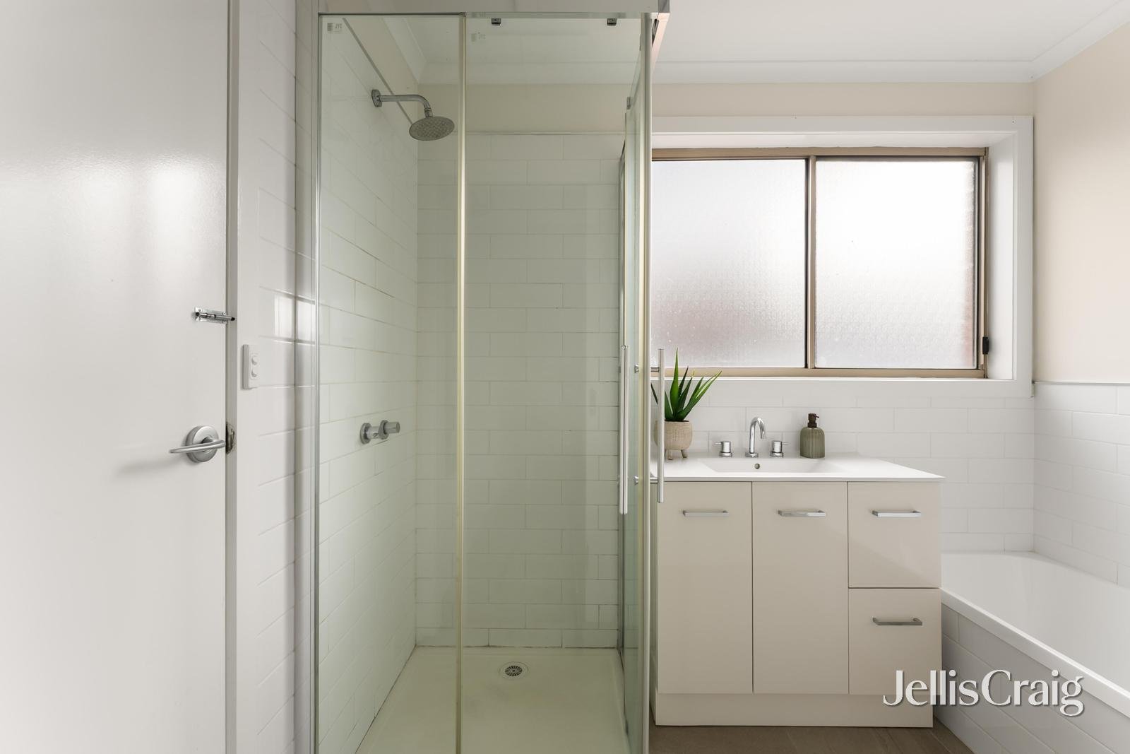 4/26 Tyler Street, Preston image 8