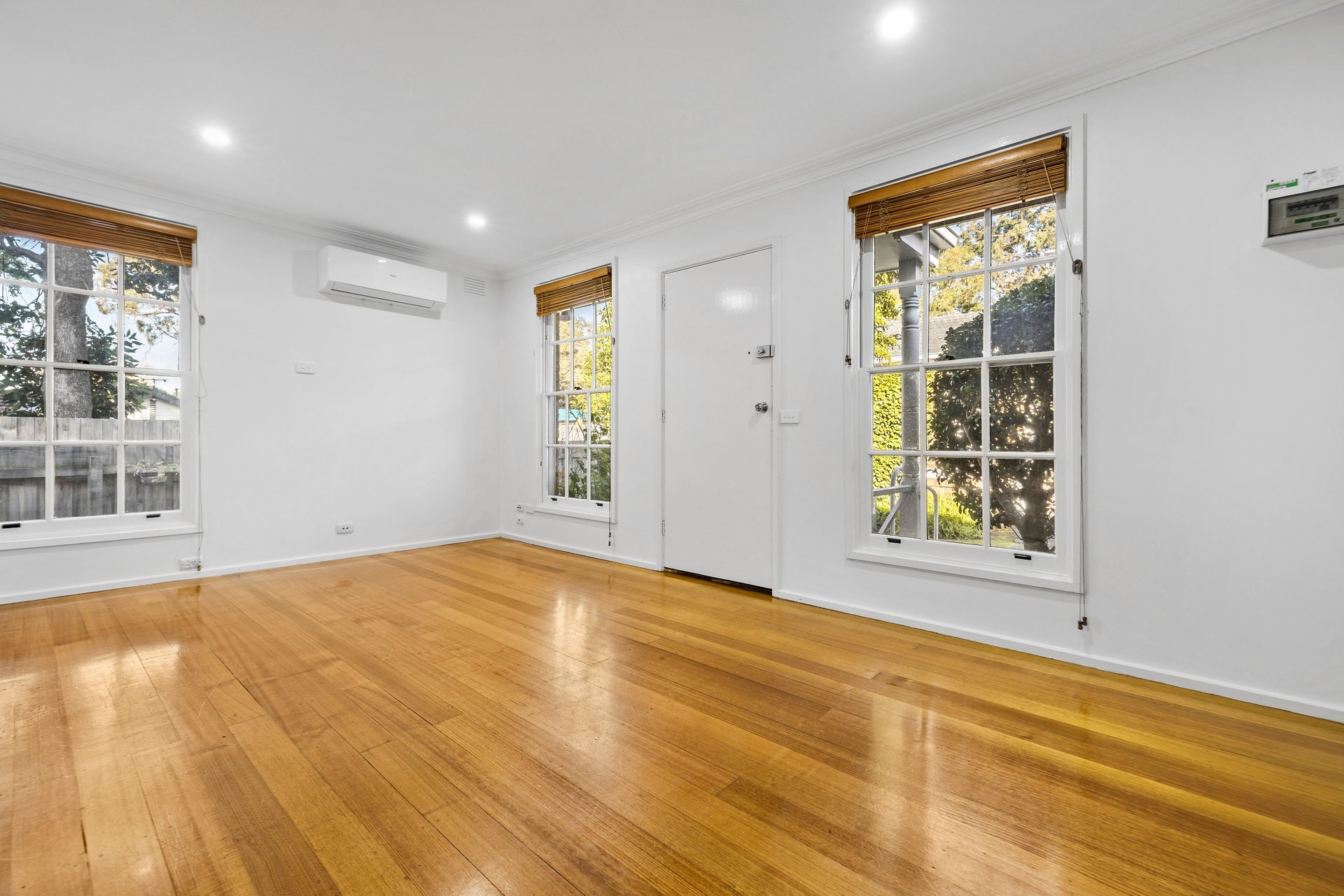 4/26 Wolseley Crescent, Blackburn image 2