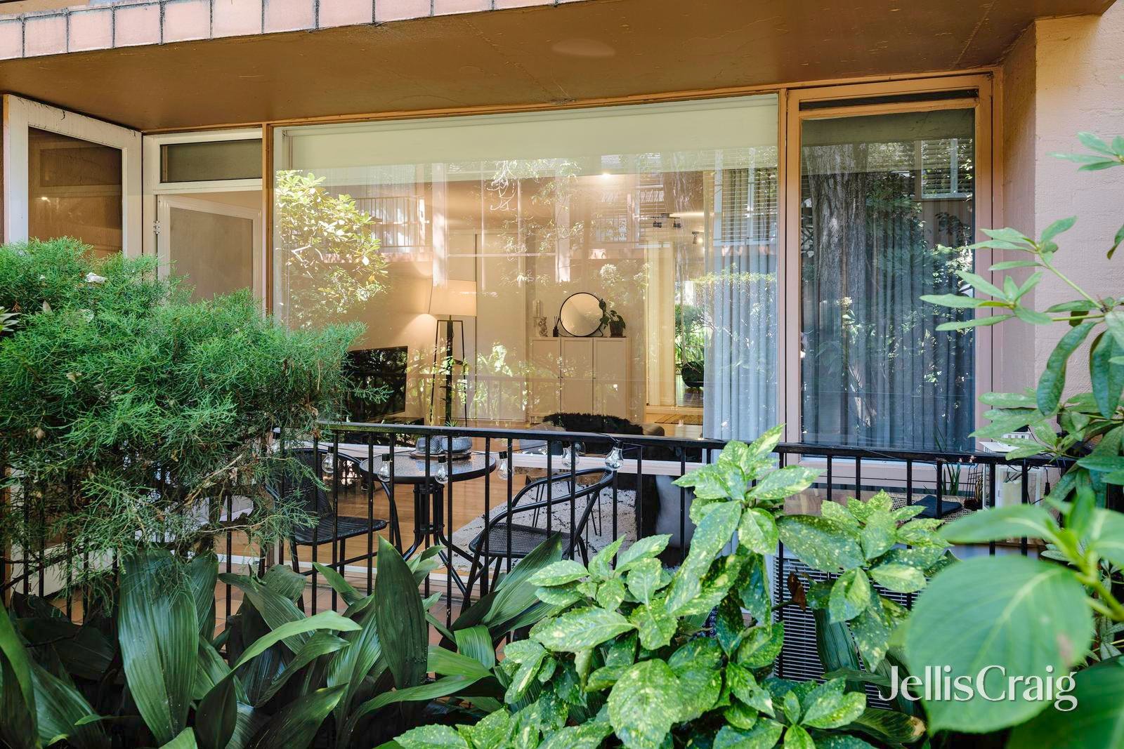 4/264 Williams Road, Toorak image 2