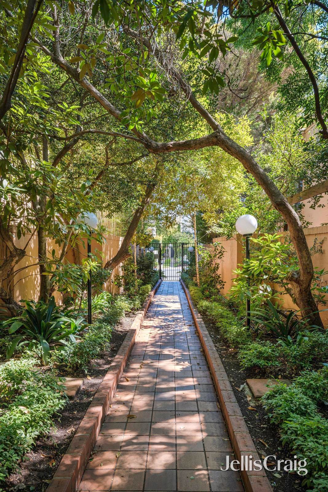 4/264 Williams Road, Toorak image 9