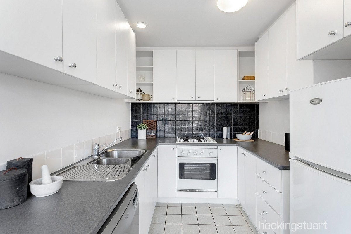 42/65 Riversdale Road, Hawthorn image 4