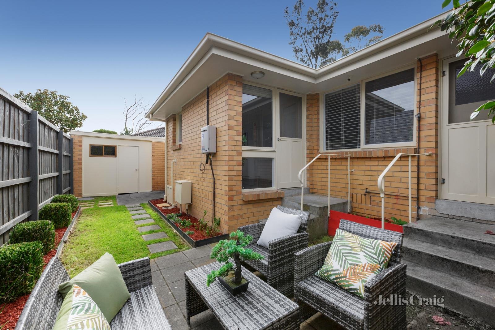 4/27 Chatham Road, Canterbury image 8