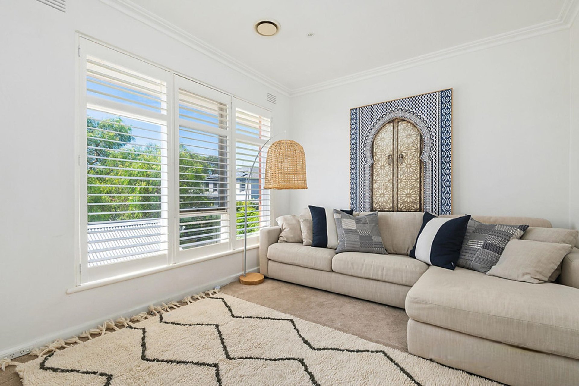 4/27 Clyde Street, Surrey Hills image 3