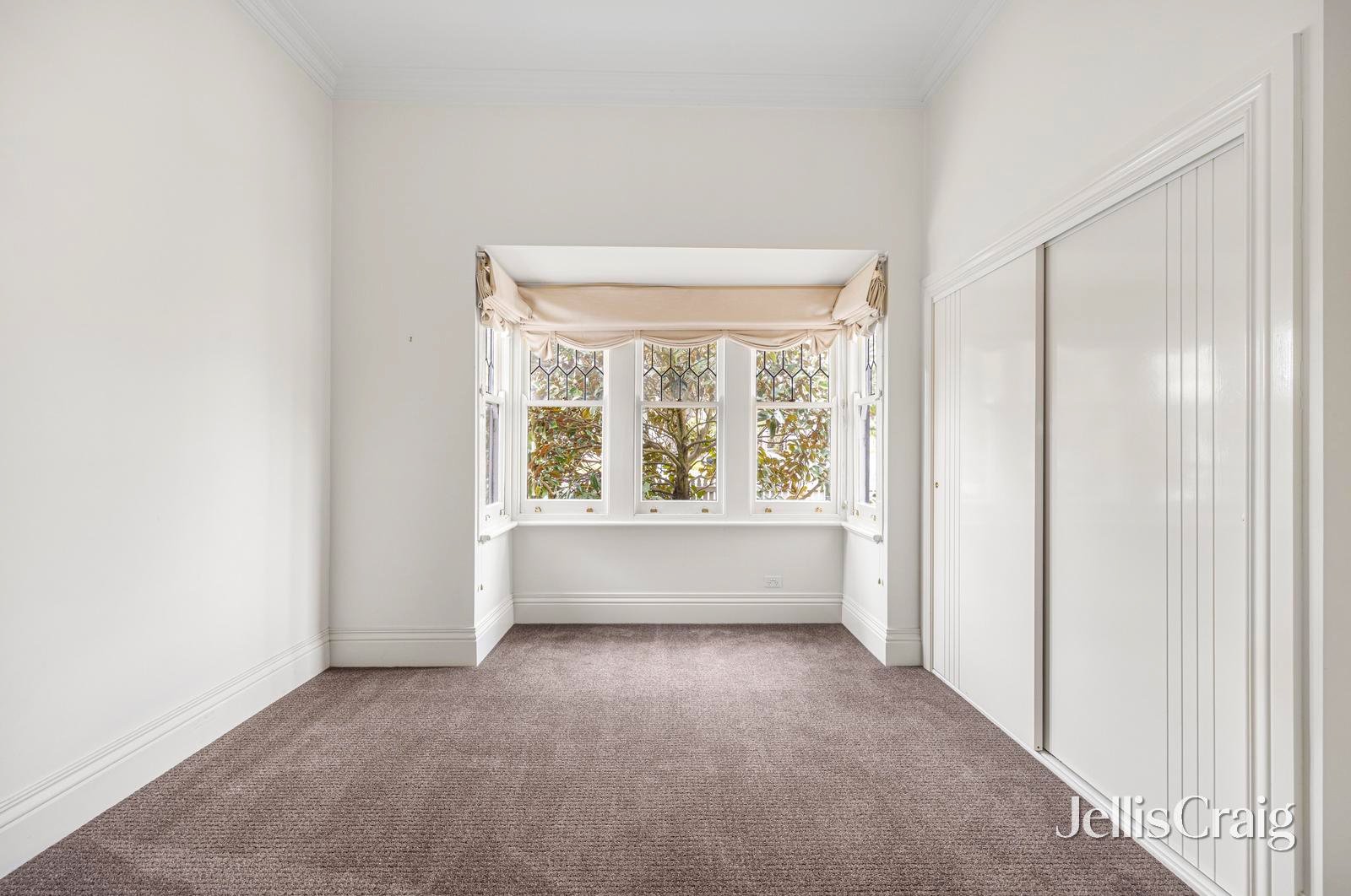 427 Doveton Street North, Soldiers&nbsp;Hill image 4