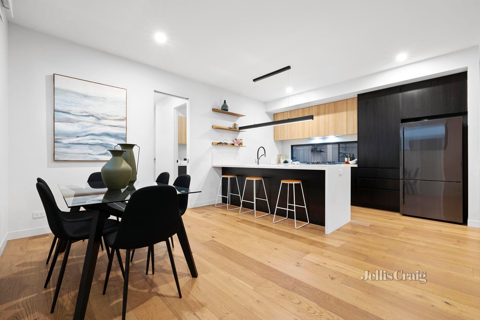 4/27 Elizabeth Street, Bentleigh East image 4