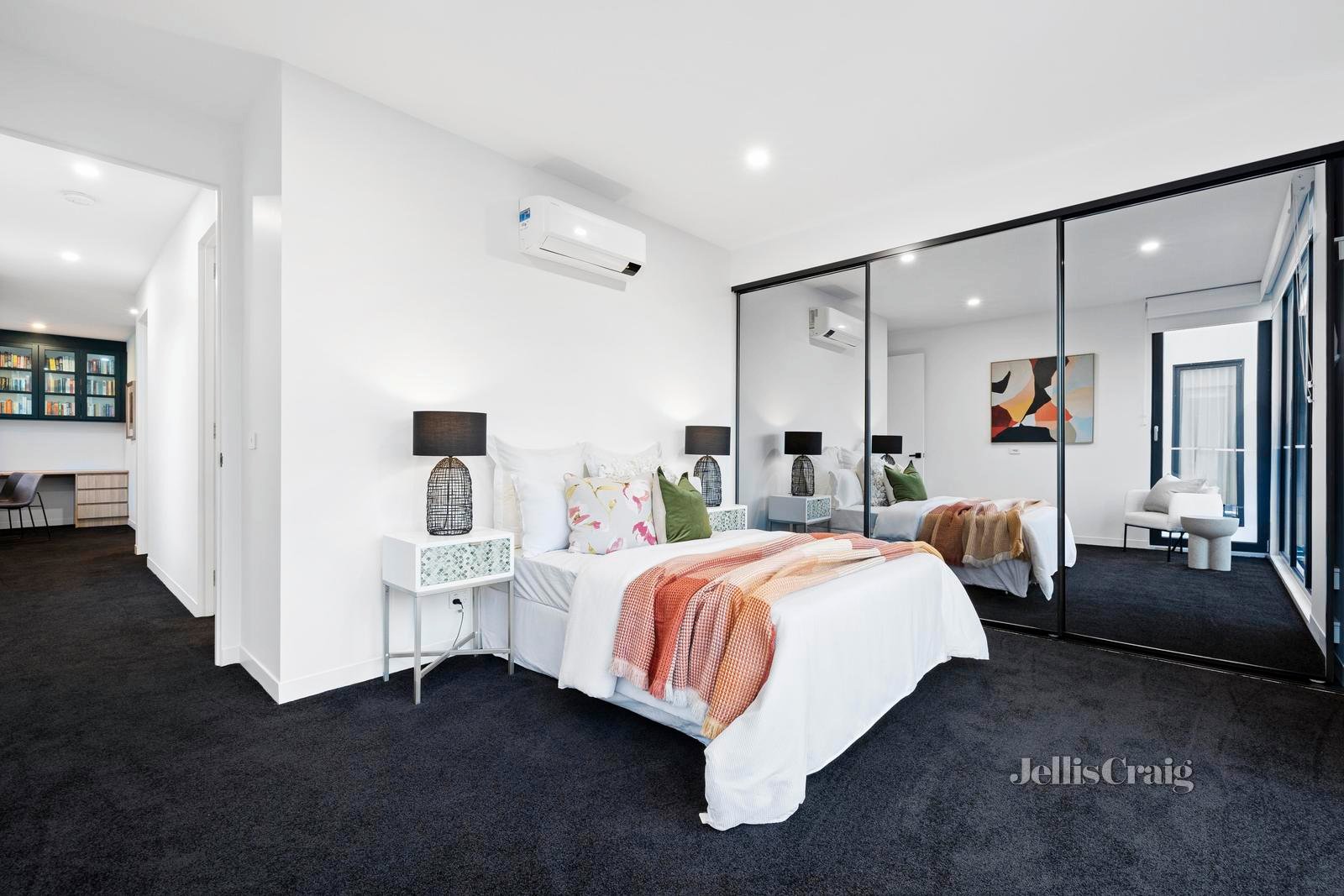 4/27 Elizabeth Street, Bentleigh East image 6