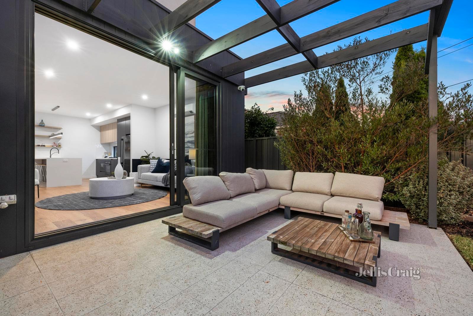4/27 Elizabeth Street, Bentleigh East image 14