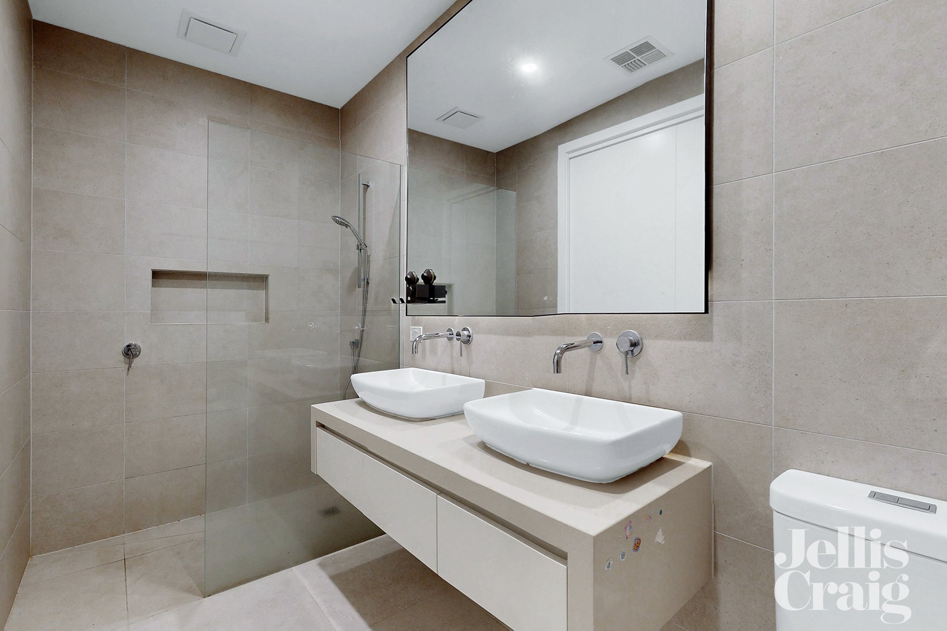 4/27 Faversham Road, Canterbury image 7