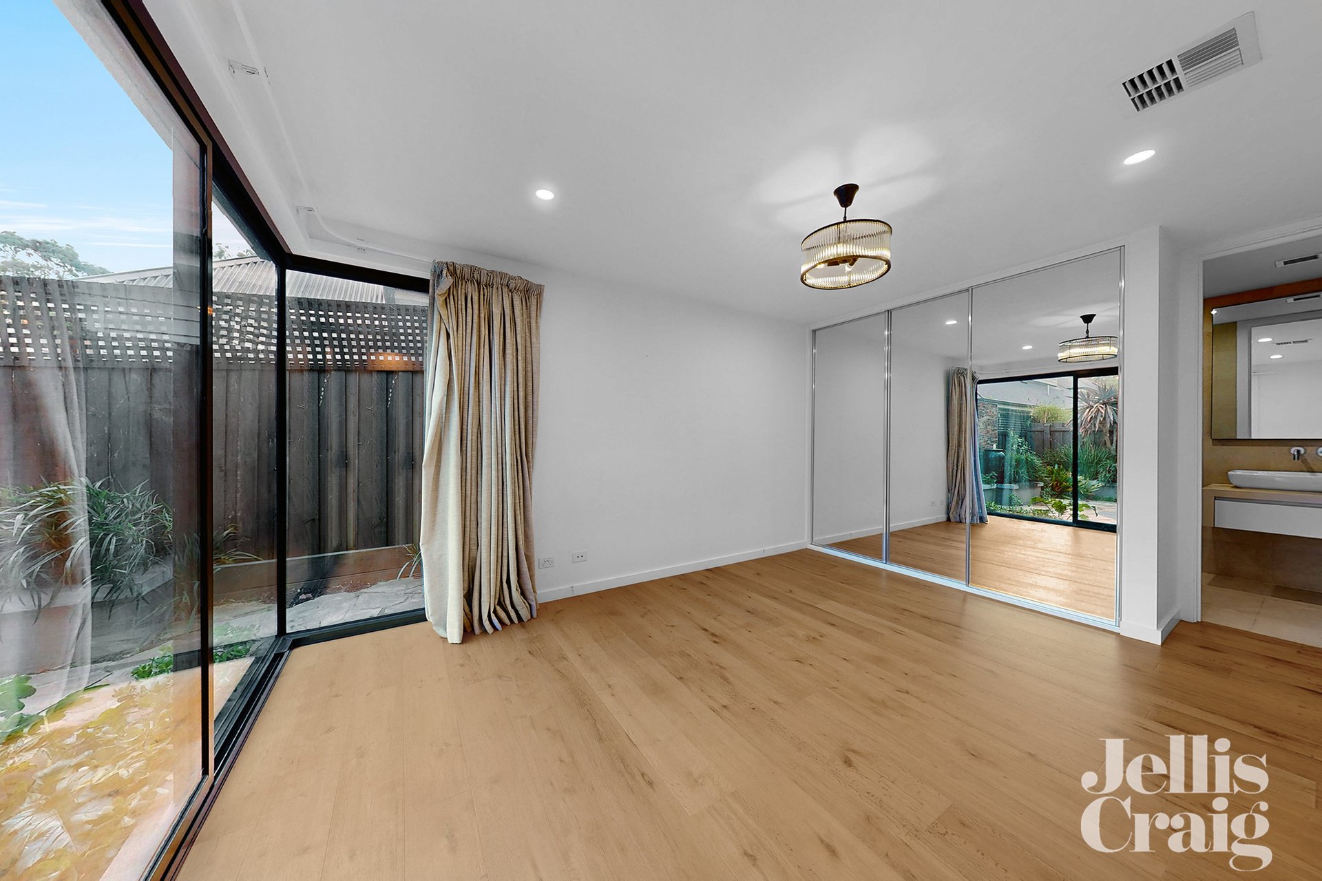 4/27 Faversham Road, Canterbury image 12