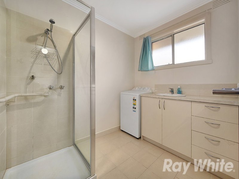 4/27 Grenfell Road, Mount Waverley image 5