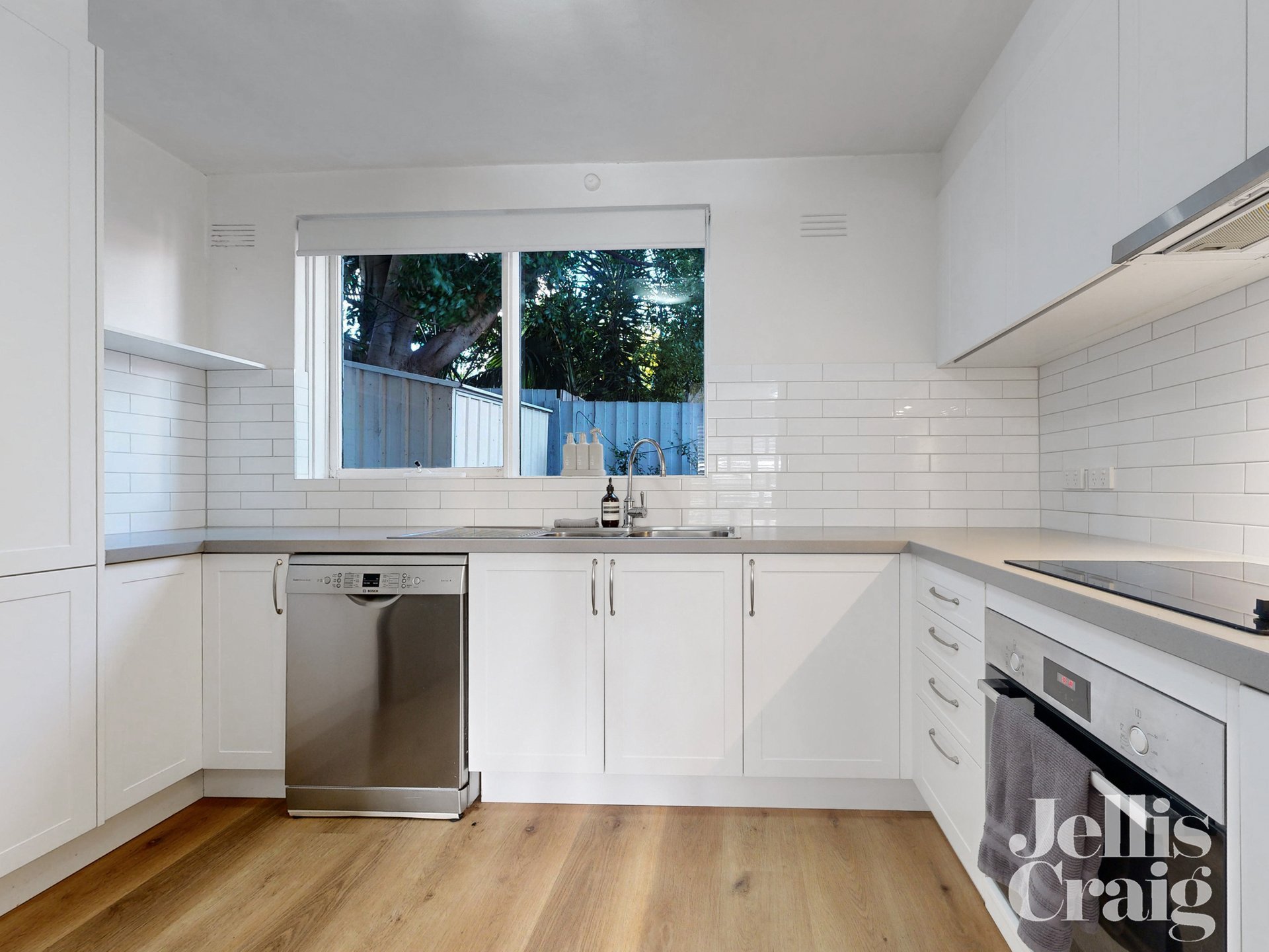 4/27 Newry Street, Windsor image 4