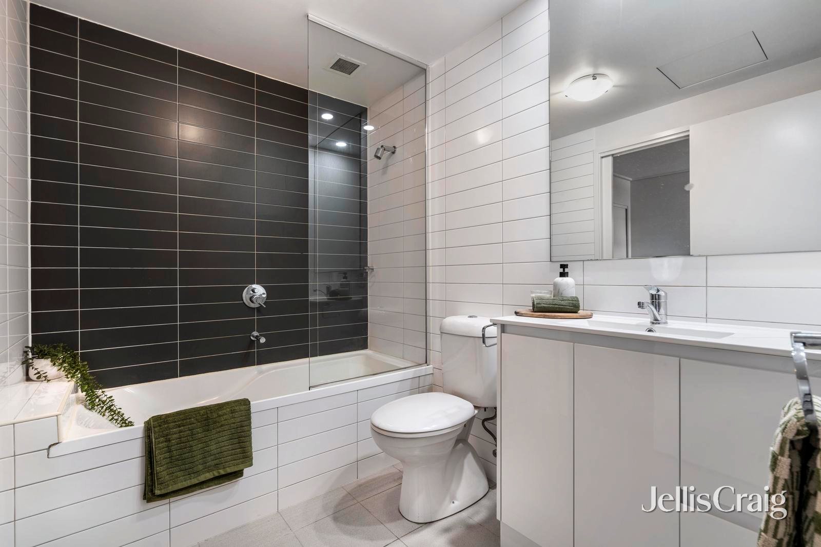 4/272 Albert Street, Brunswick image 8
