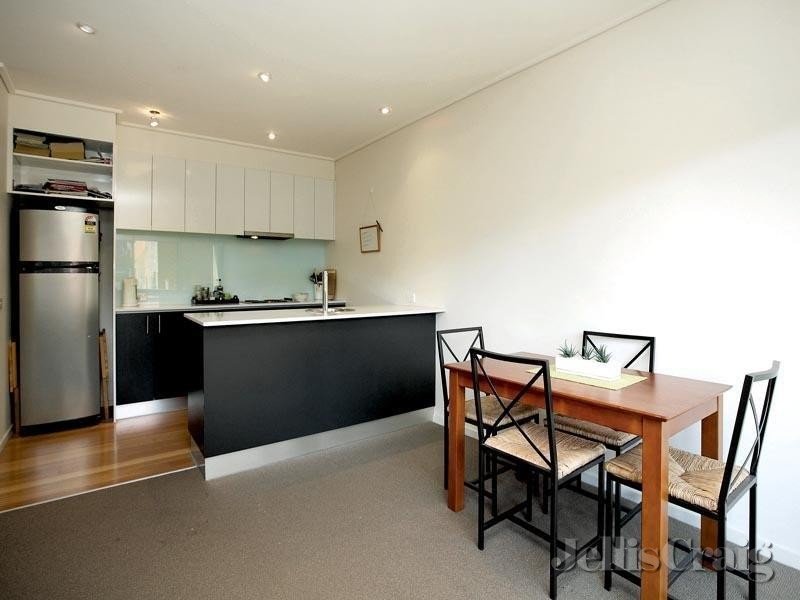 4/272 Albert Street, Brunswick image 3