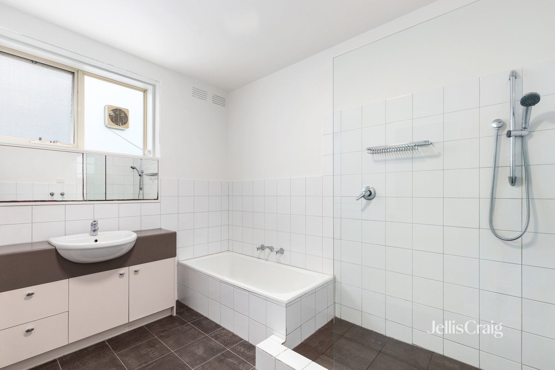 4/272 Williams Rd, Toorak image 5